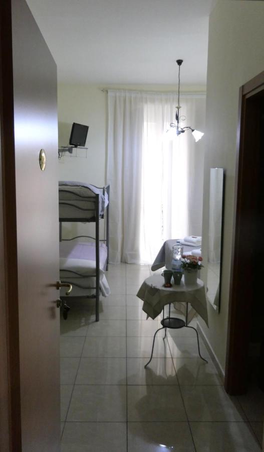 B&B Dimora Cirillo Nápoles Exterior foto